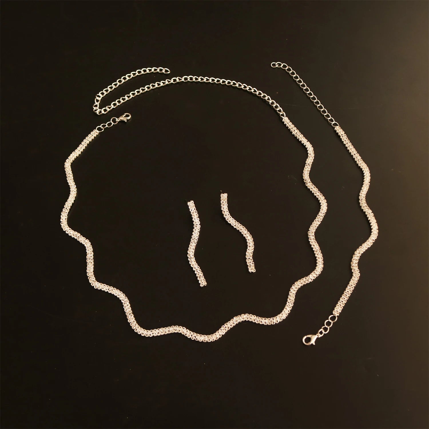 Luxury Wedding Jewelry Set: Necklace, Bracelet and Earring Set, Exquisite Crystal Jewelry, Women's Wedding Party Costumes