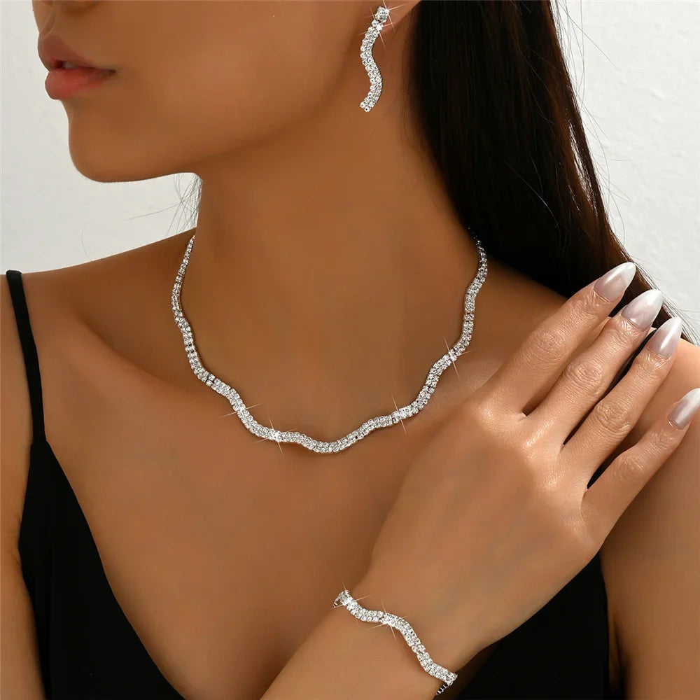 Luxury Wedding Jewelry Set: Necklace, Bracelet and Earring Set, Exquisite Crystal Jewelry, Women's Wedding Party Costumes